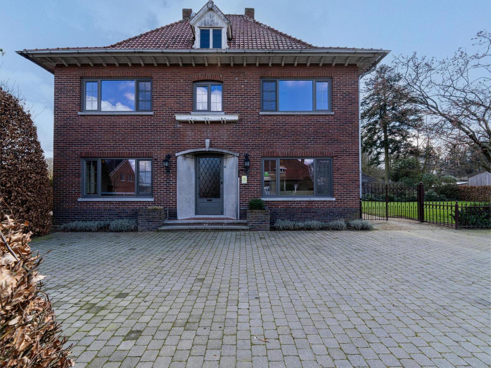 De Kievelder Villa Peer Eksteriør bilde