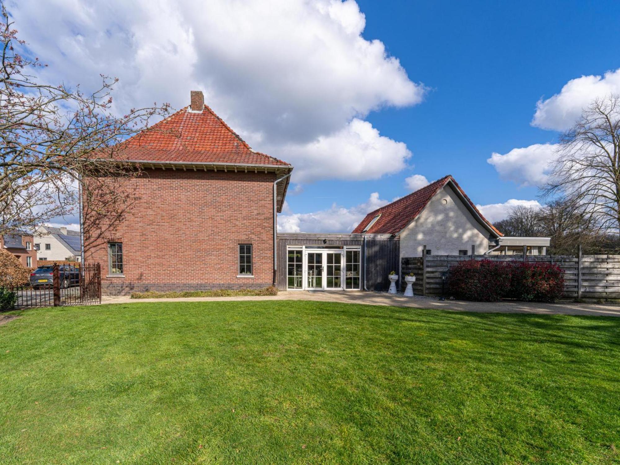 De Kievelder Villa Peer Eksteriør bilde
